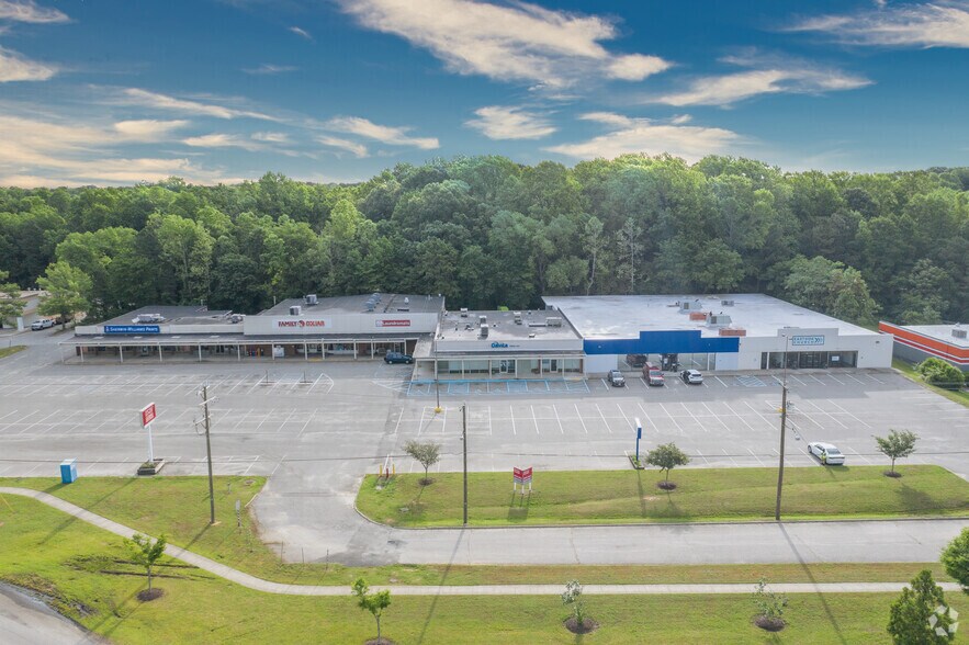 More Photos Of 457-473 Merrimac Trl, Williamsburg General Retail For Lease