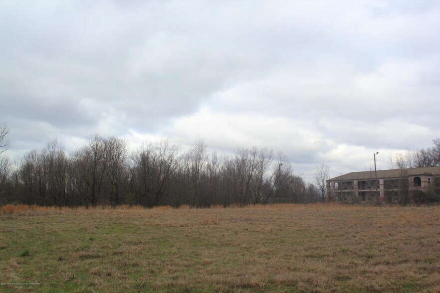 More Photos Of 6871 Interstate Blvd, Horn Lake Land For Lease