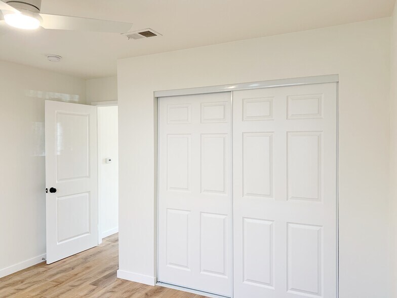 More Photos Of 11835 Gale Ave, Hawthorne Multifamily For Sale