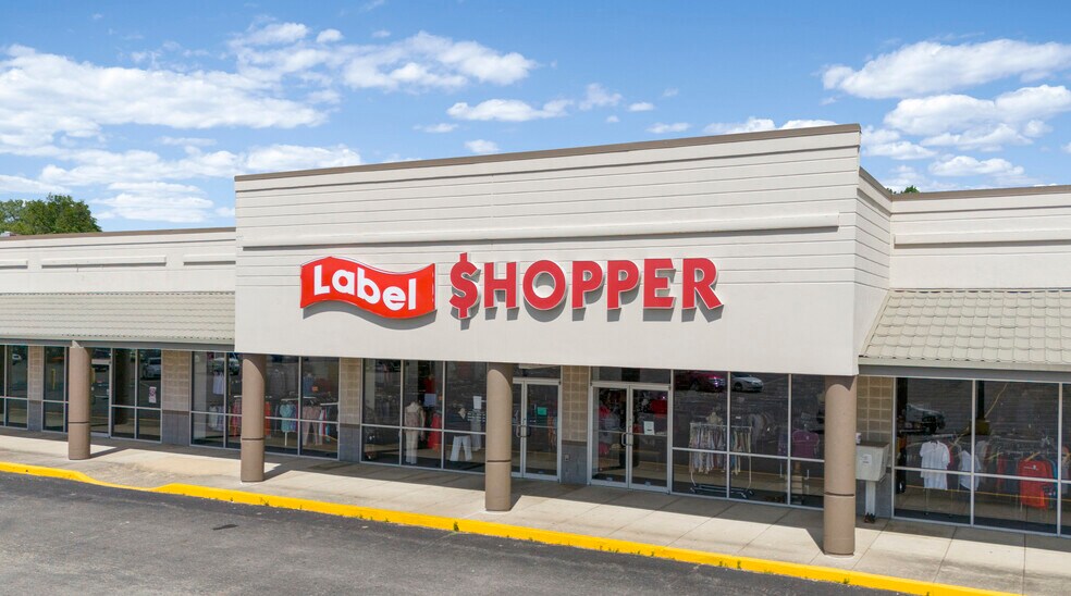 More Photos Of 2100-2202 N Park Rd, Connersville Unknown For Lease