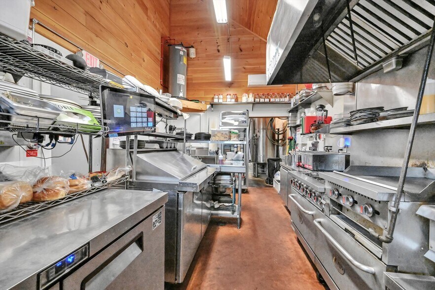 More Photos Of 301 W Main St, Ephrata Hospitality For Sale