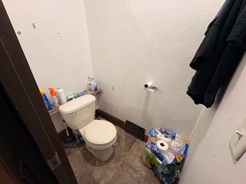 More Photos Of 401 N Salisbury St, West Lafayette Apartments For Sale
