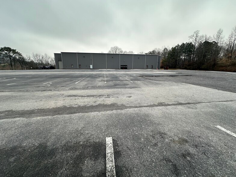 More Photos Of 4100 AL Highway 69, Guntersville Sports And Entertainment For Sale