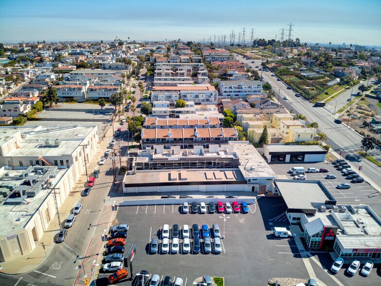 More Photos Of 824 1st St, Hermosa Beach Loft Creative Space For Sale