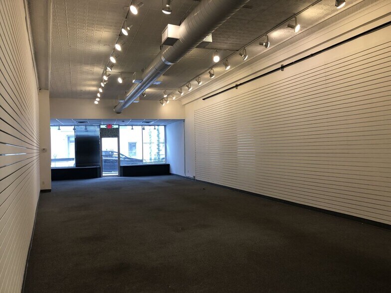 More Photos Of 20 Atlantic Ave, Lynbrook Storefront Retail Office For Lease