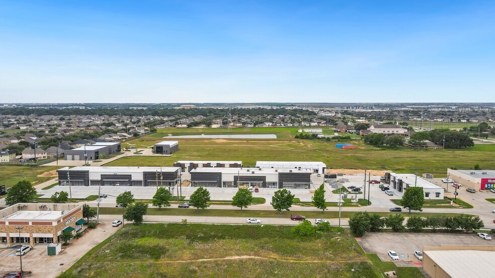 More Photos Of 2715 N Mason Rd, Katy Unknown For Lease