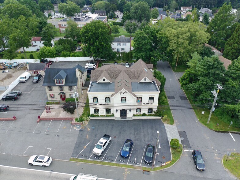 More Photos Of 6270 Northern Blvd, East Norwich General Retail For Sale