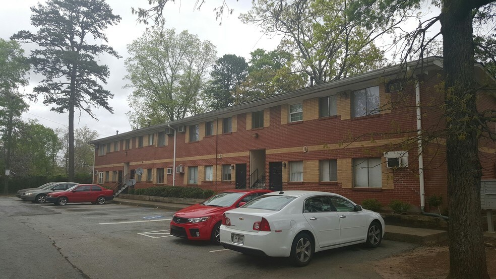 More Photos Of 4855 College St, Forest Park Apartments For Sale