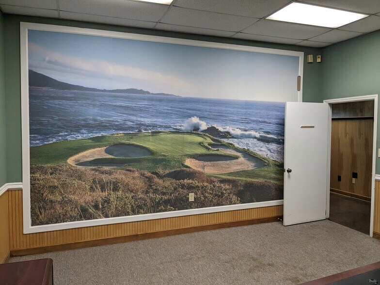 More Photos Of 5025 Old York Rd, Rock Hill Distribution For Lease