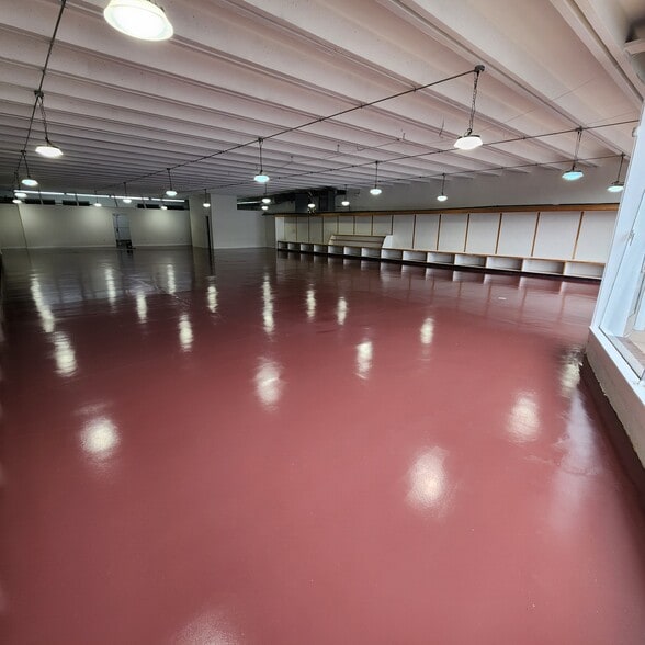 More Photos Of 4802 Charlotte Pike, Nashville Storefront For Lease