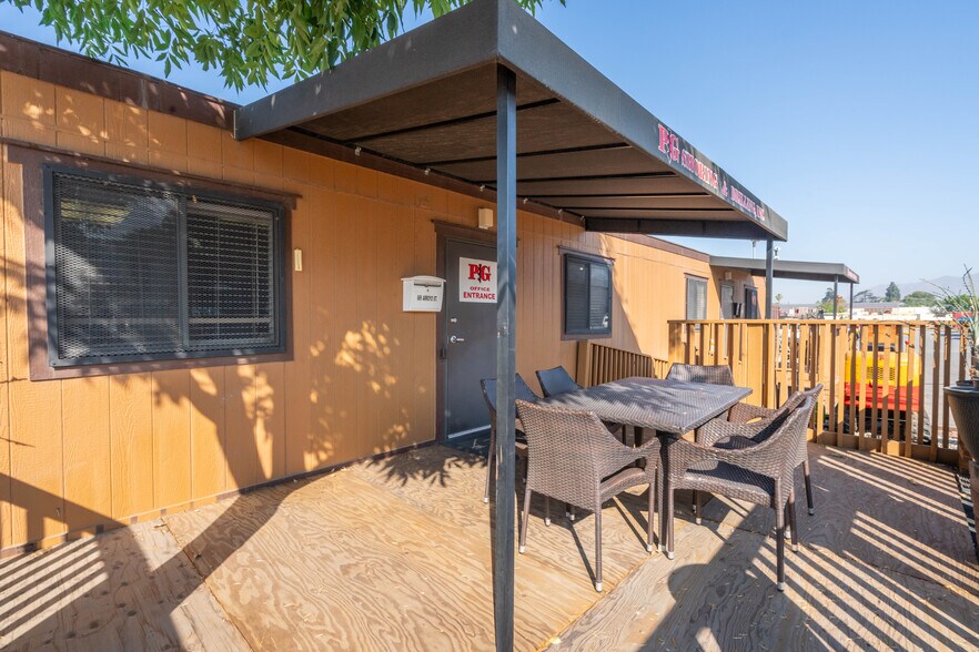 More Photos Of 669 Arroyo St, San Fernando Manufacturing For Sale