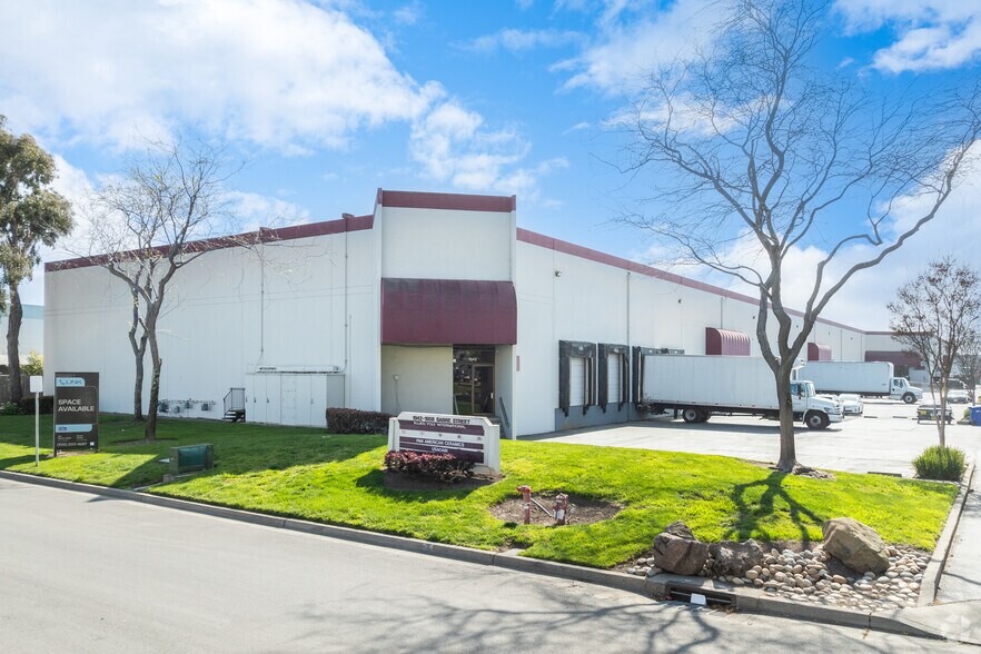 More Photos Of 1942-1958 Sabre St, Hayward Warehouse For Lease