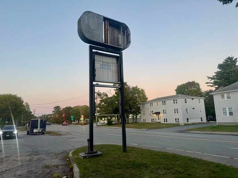 More Photos Of 413 Wareham Rd, Marion Freestanding For Sale