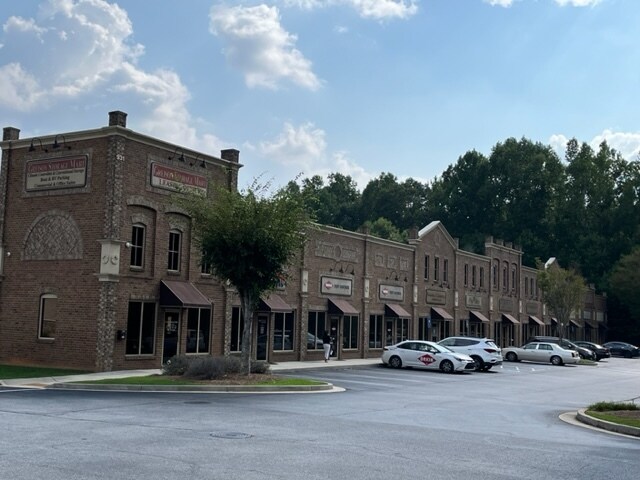 More Photos Of 931 Lower Fayetteville Rd, Newnan Medical For Lease