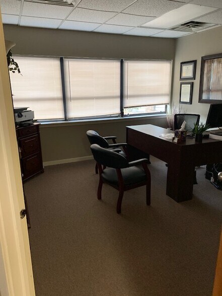 More Photos Of 1018 Bethlehem Pike, Spring House Unknown For Lease