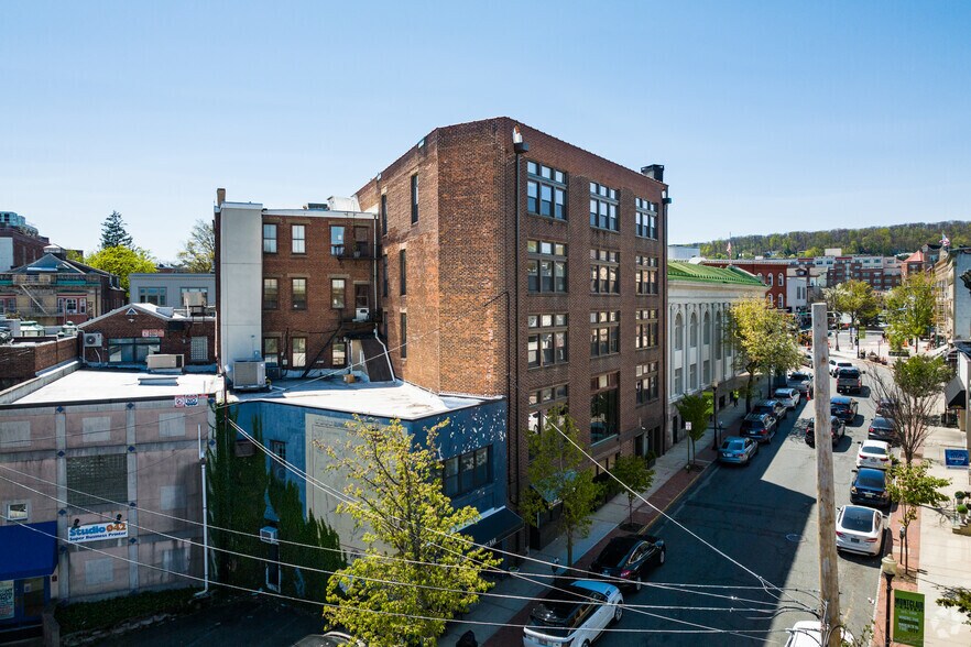 More Photos Of 427 Bloomfield Ave, Montclair Office For Lease