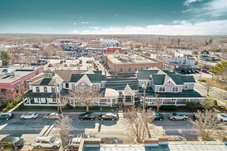 Primary Photo Of 33 W 2nd St, Riverhead Office For Sale