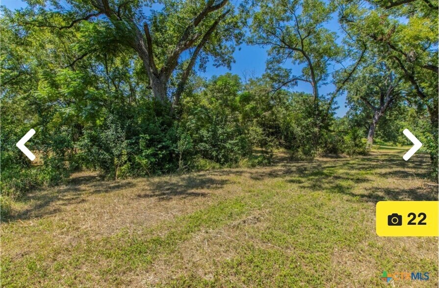 More Photos Of 200 Whitsett St, Belton Land For Sale