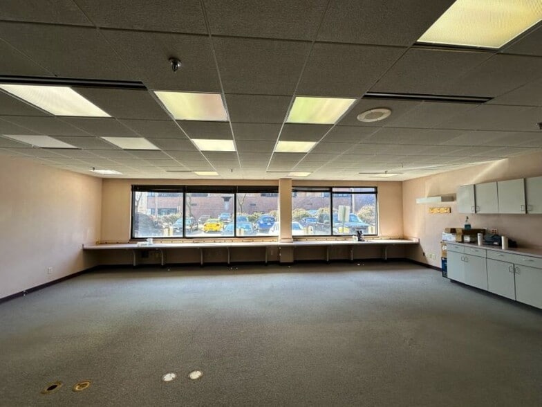 More Photos Of 301 W 1st St, Dayton Medical For Sale