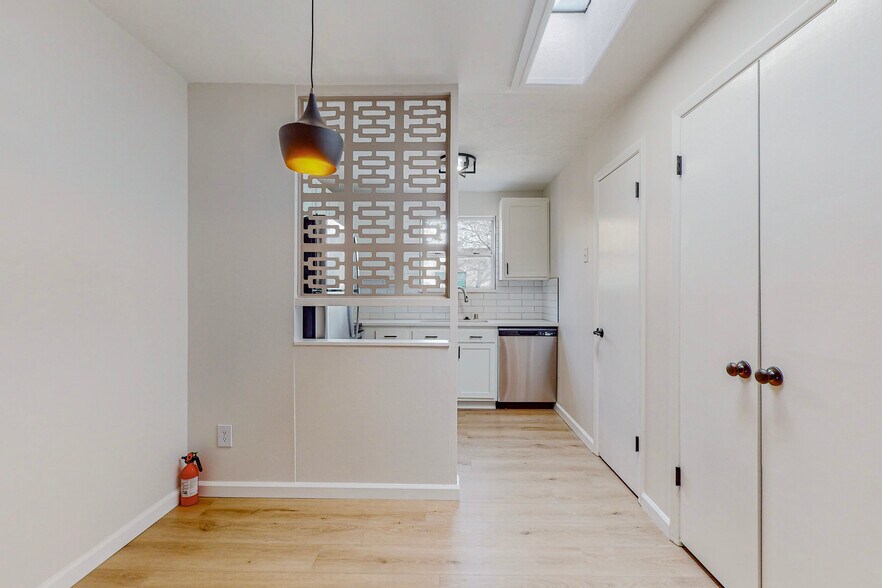 More Photos Of 1309 Virginia St NE, Albuquerque Apartments For Sale