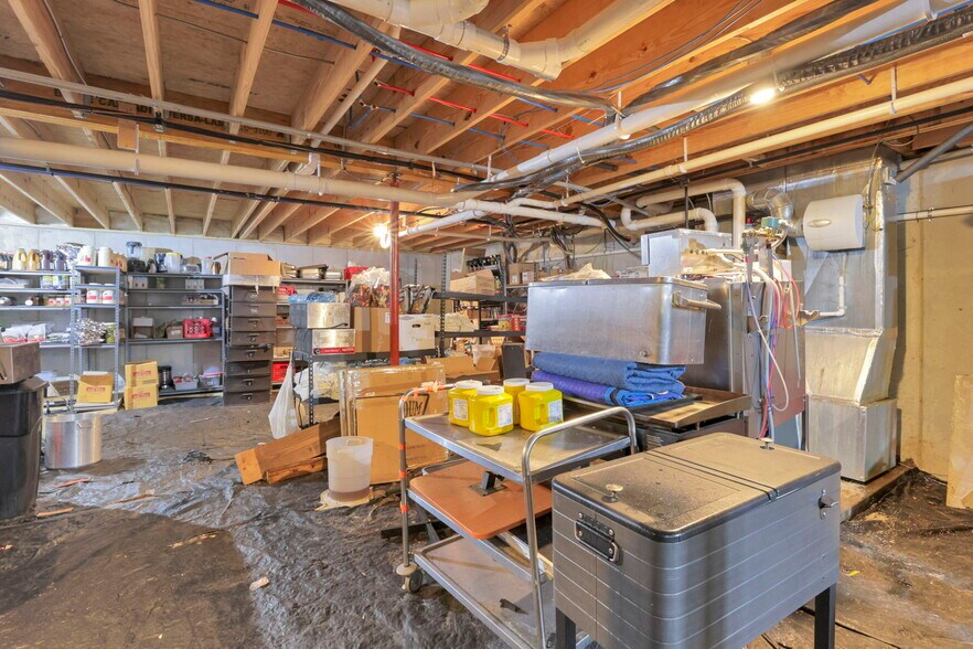 More Photos Of 14675 Zion Rd, Thornville Restaurant For Sale