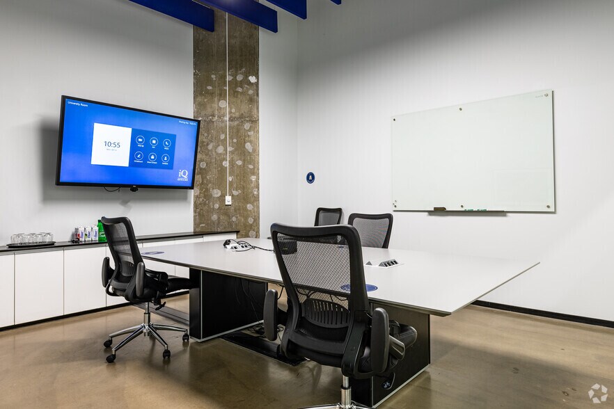 More Photos Of 150 King St W, Toronto Office For Lease