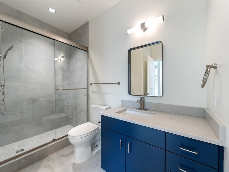 More Photos Of 185 N Lena St, Ridgway General Retail For Lease