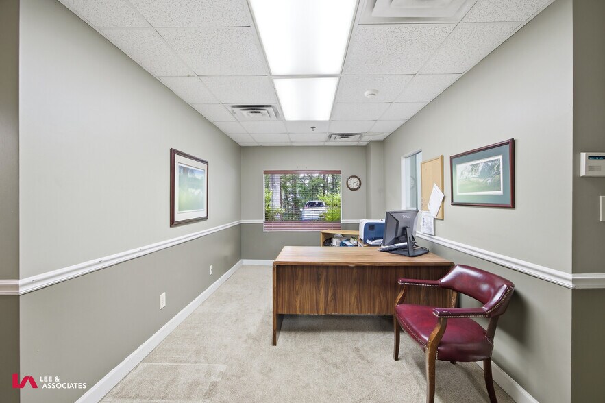 More Photos Of 101 Conyers Industrial Dr, Cartersville Warehouse For Sale