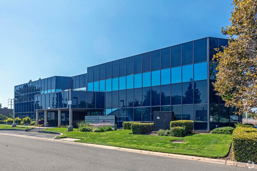 More Photos Of 4643 Quail Lakes Dr, Stockton Office For Lease