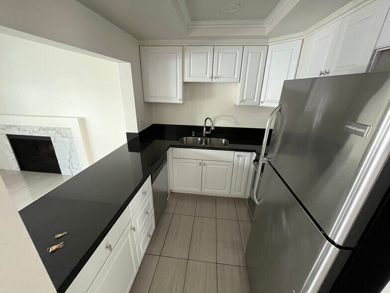 More Photos Of 4638-48 Ohio Street, San Diego Multifamily For Sale