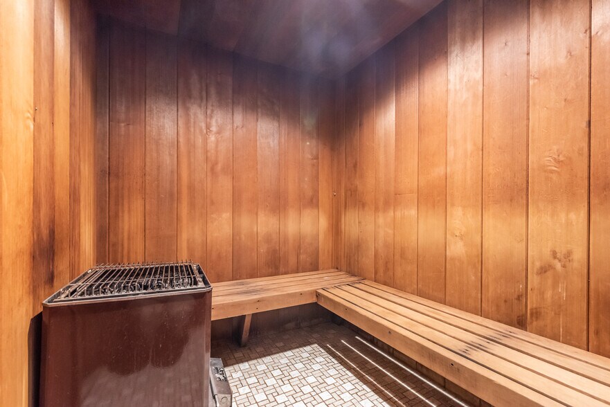More Photos Of 6302 Main St, Tannersville Hotel For Sale