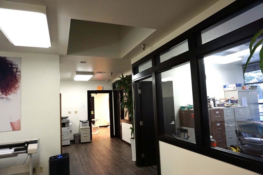 More Photos Of 6048 Triangle Dr, Commerce Warehouse For Lease