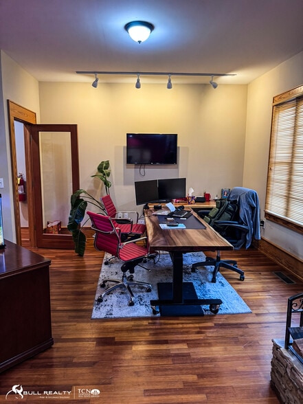 More Photos Of 1452 Carroll Dr Nw, Atlanta Office For Sale