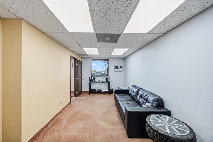 More Photos Of 10855 Irma Dr, Northglenn Warehouse For Sale