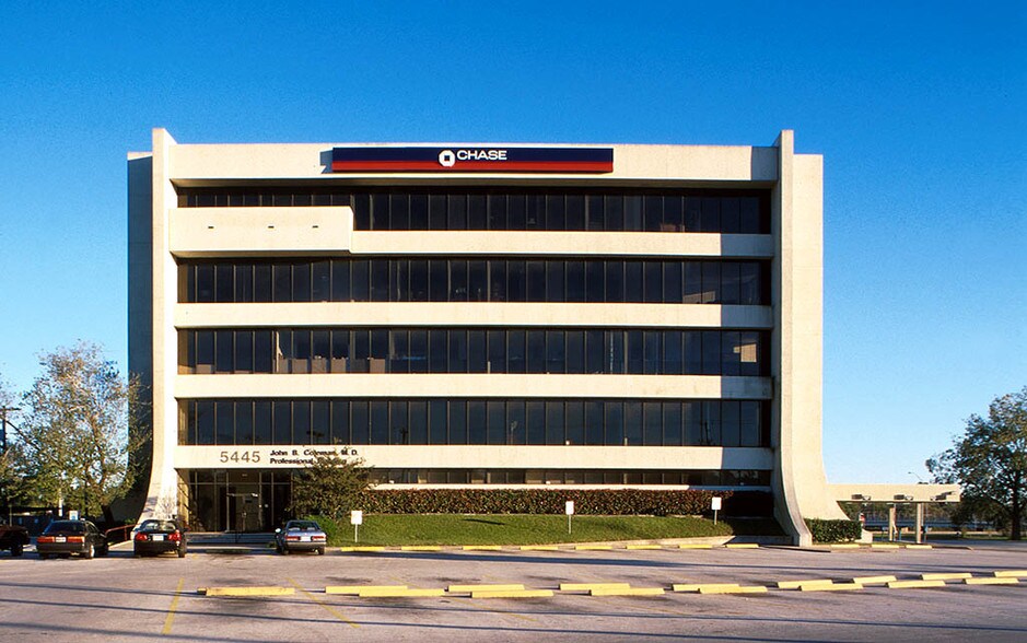 More Photos Of 5445 Almeda Rd, Houston Office For Lease