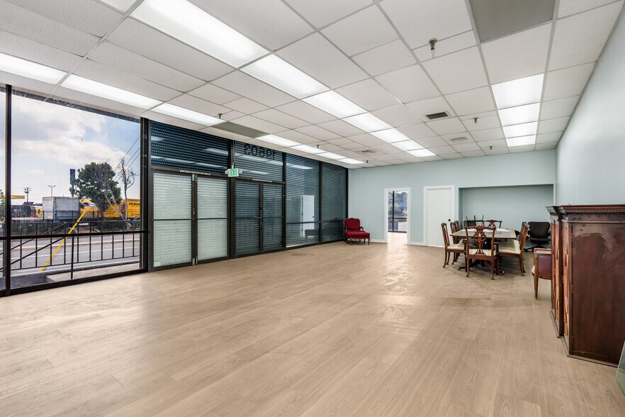 More Photos Of 19603 Figueroa St, Carson Warehouse For Lease