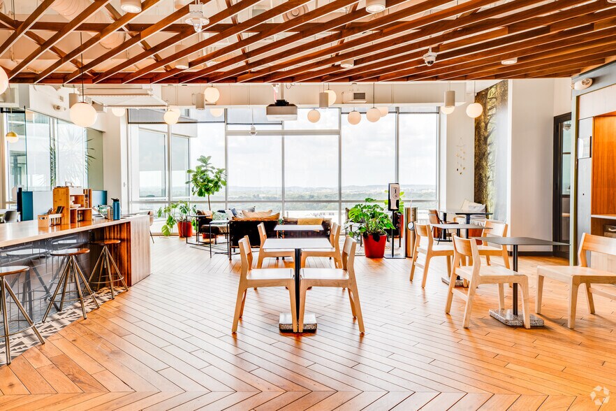 More Photos Of 3300 N Interstate 35, Austin Coworking Space