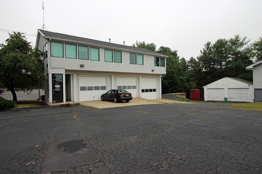 More Photos Of 80-82 Northboro Rd E, Marlborough Office For Sale