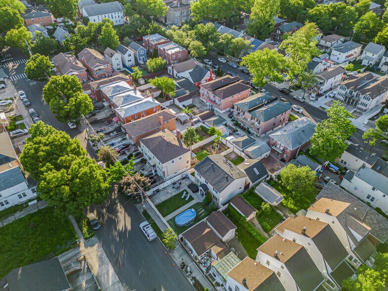 More Photos Of 162-20 77th Rd, Flushing Light Manufacturing For Sale