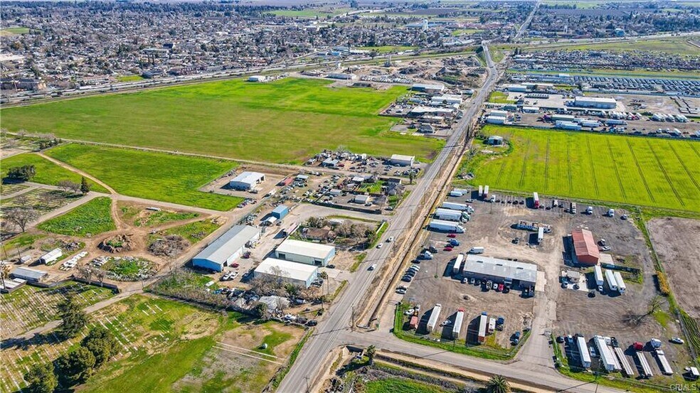 More Photos Of 788 E Childs Ave, Merced Warehouse For Lease