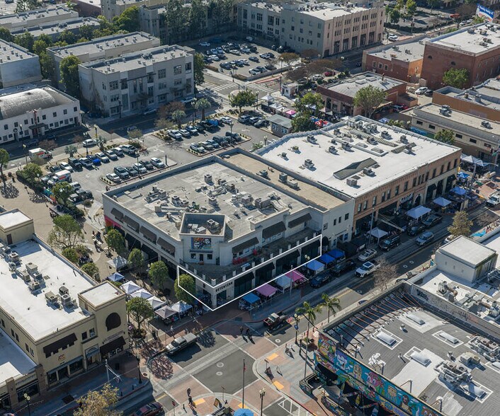 Primary Photo Of 220 E 4th St, Santa Ana General Retail For Lease