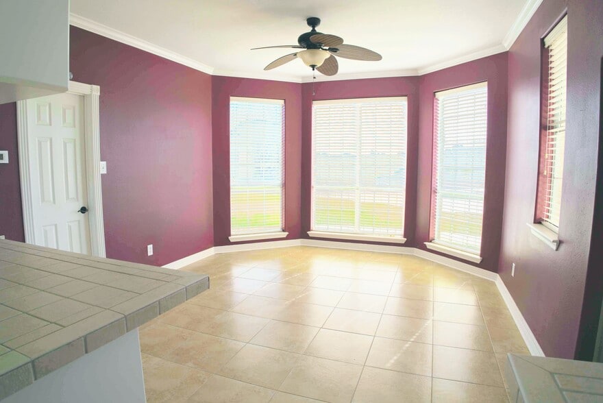 More Photos Of 2982 FM 2935, Brenham Flex For Sale