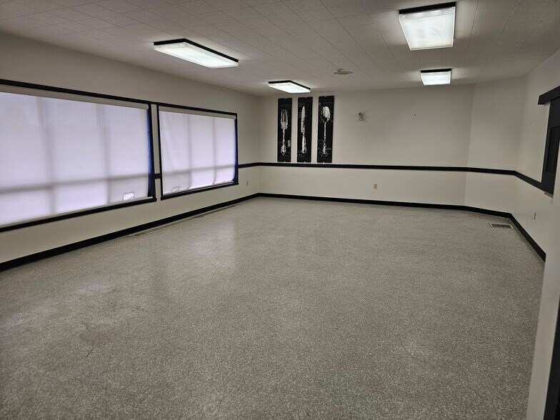 More Photos Of 3120 Braun St, Terrace Apartments For Lease