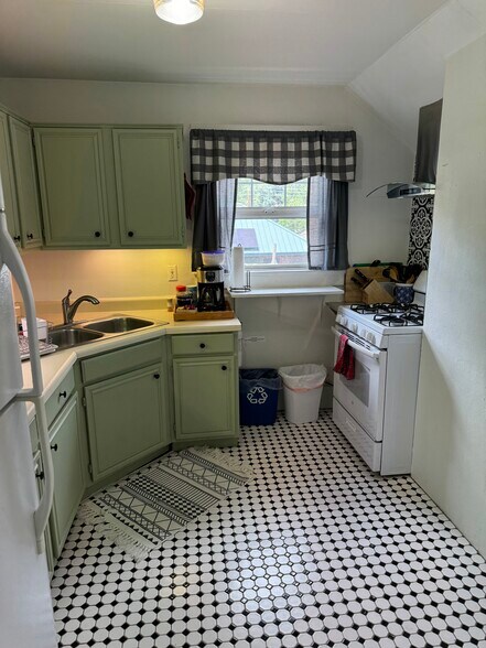 More Photos Of 309 N Humphreys St, Flagstaff Apartments For Sale