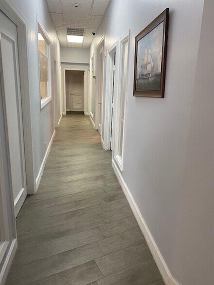 More Photos Of 3800 S Ocean Dr, Hollywood Office For Lease