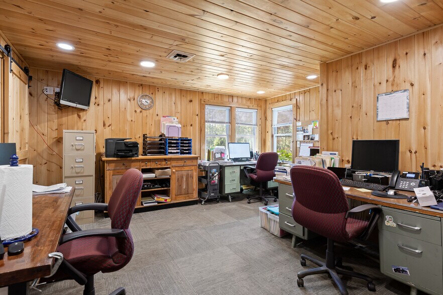 More Photos Of 3872 Brayton Mountain Rd, Graysville Skilled Nursing Facility For Sale