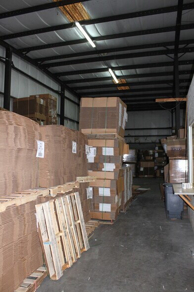 More Photos Of 6333-6339 All American Blvd, Orlando Warehouse For Lease