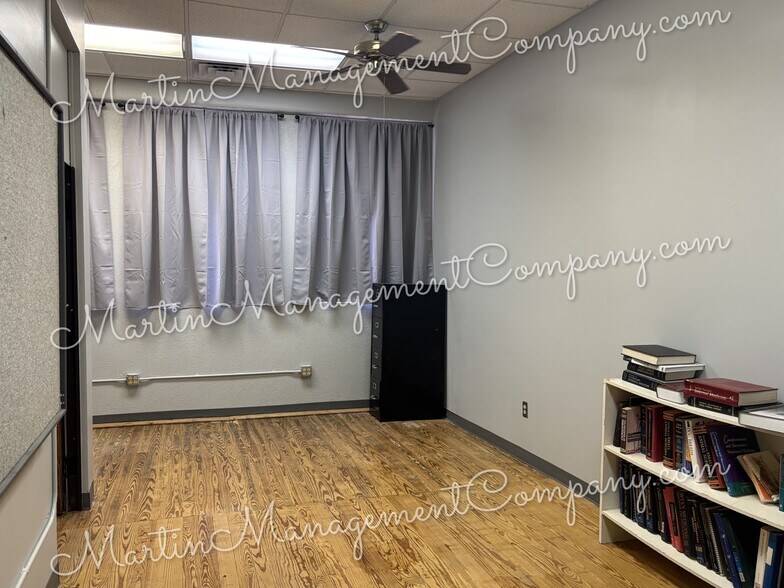 More Photos Of 214 W Main St, Sedalia Storefront Retail Office For Lease