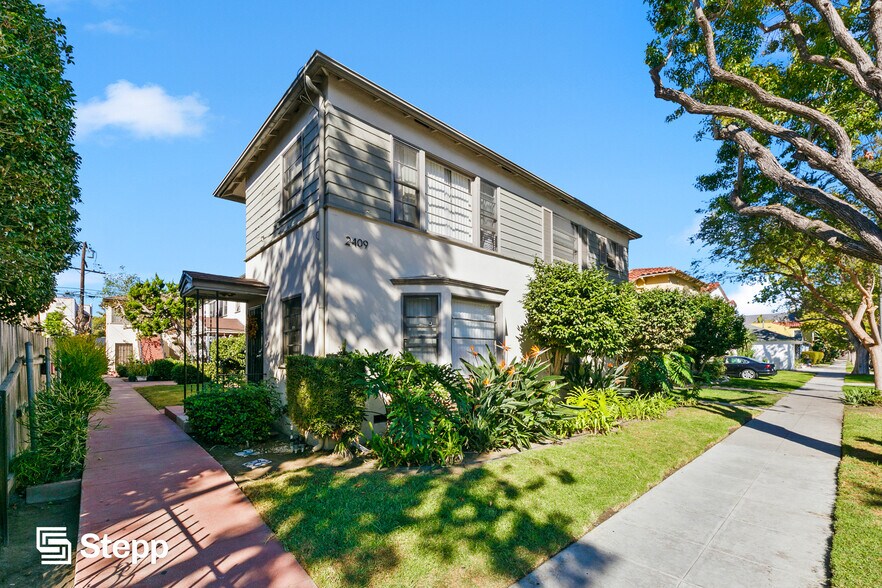 More Photos Of 2409 Cedar Ave, Long Beach Apartments For Sale