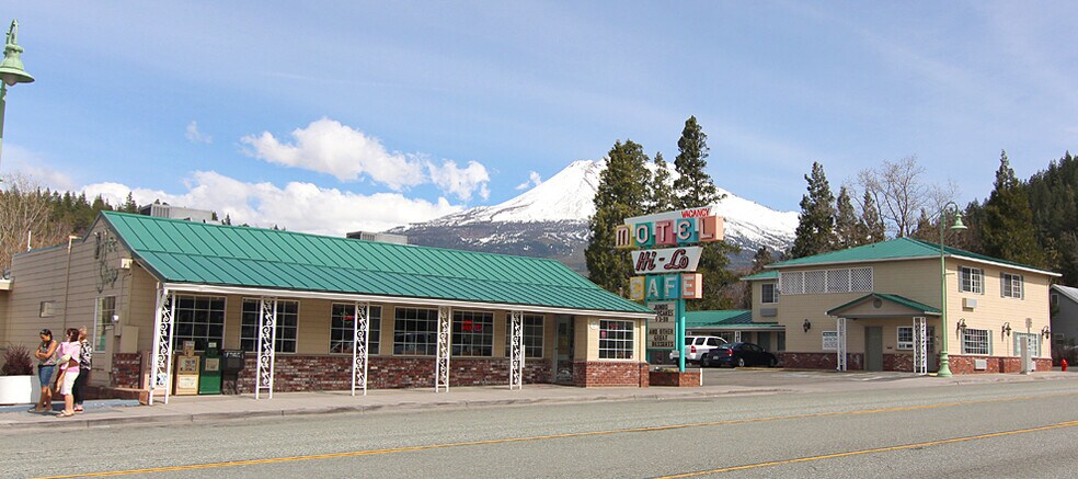 More Photos Of 88 S Weed Blvd, Weed Hotel For Sale